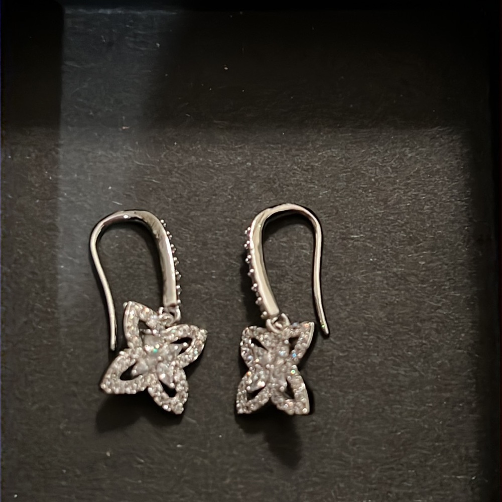 Clover earrings - Picture 4 of 4
